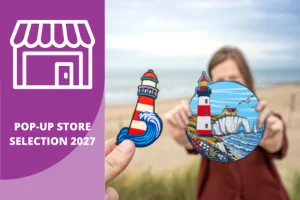 Wearable art: embroidered patches and brooches